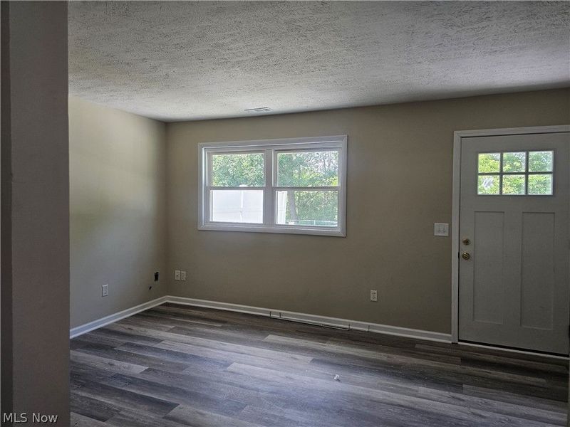 14742 Hillcrest Avenue, Middlefield, OH 44062 Photo 7