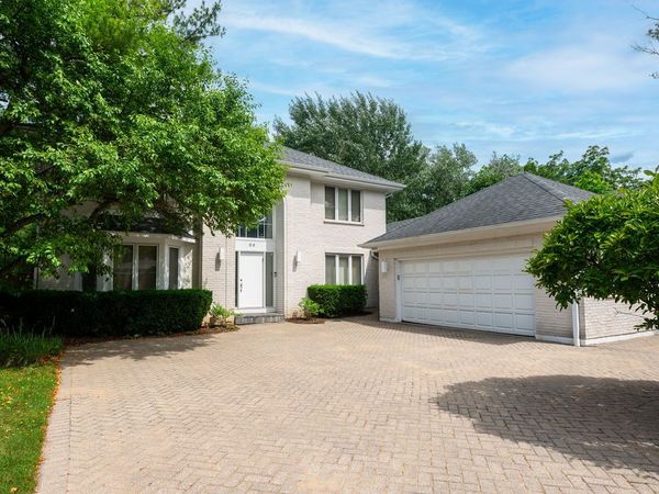 35 Barnard Lane, Highland Park, IL 60035