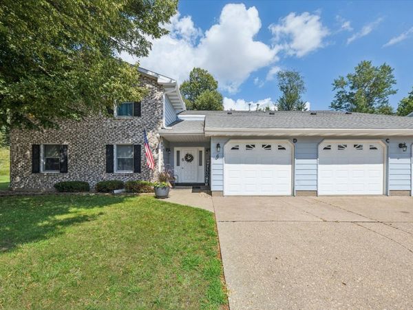 814 13th Avenue N, Unit 6C, Clinton, IA 52732