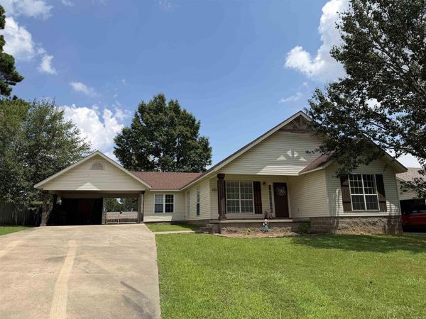 2901 N 5th , Paragould, AR 72450