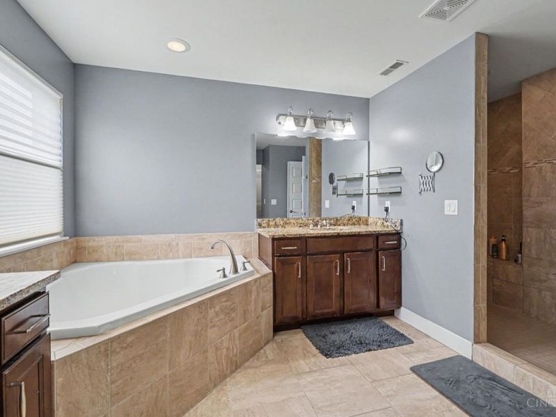 4464 Brookview Place, Mason, OH 45040 Photo 13