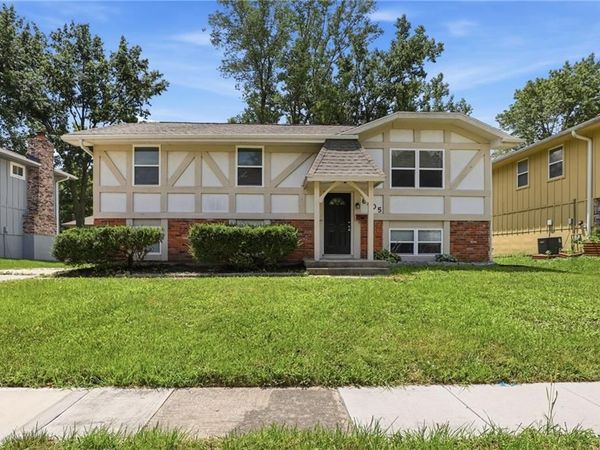 6405 E 140th Terrace, Grandview, MO 64030