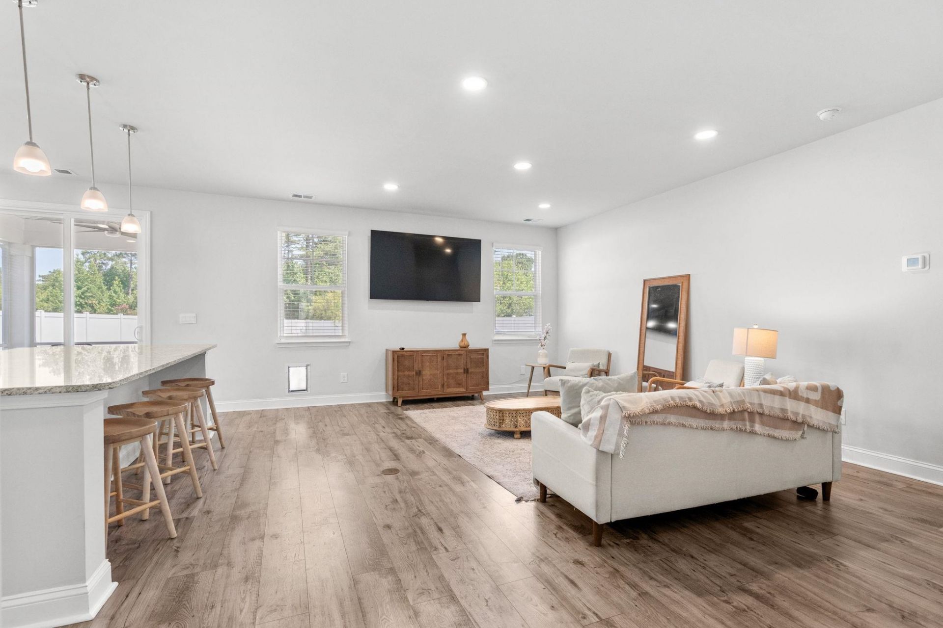 4008 Dewberry Ln.  Photo 5