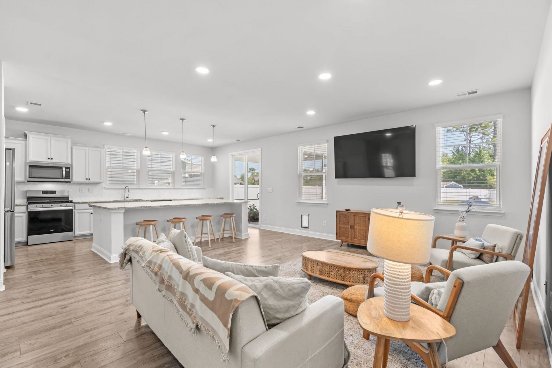 4008 Dewberry Ln.  Photo 6