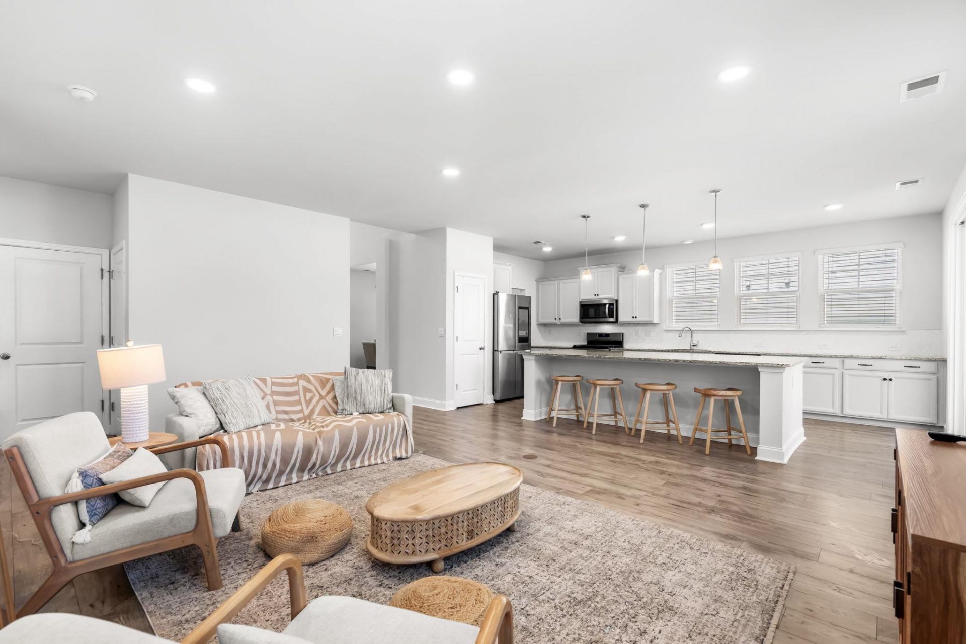 4008 Dewberry Ln.  Photo 8