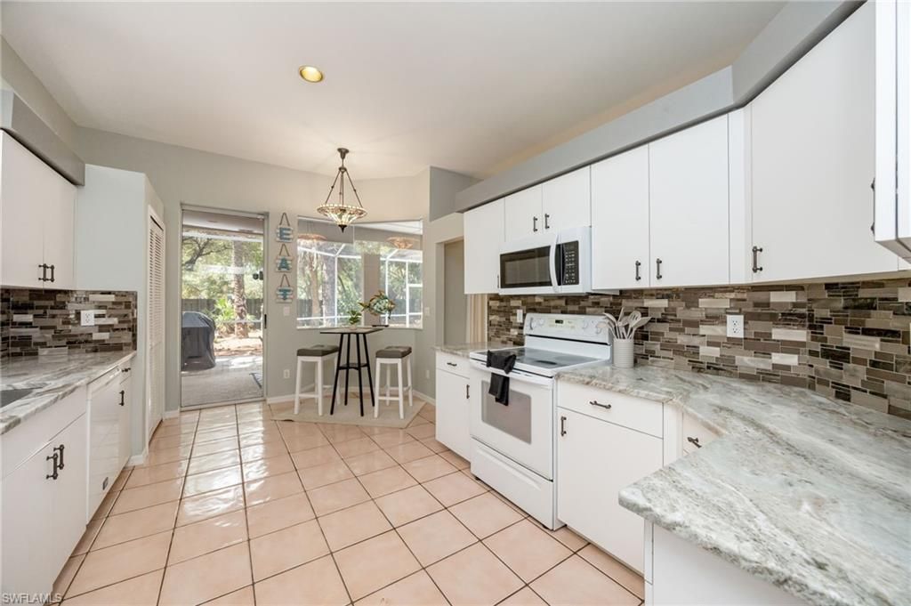 2656 River Reach Dr , Naples, FL 34104 Photo