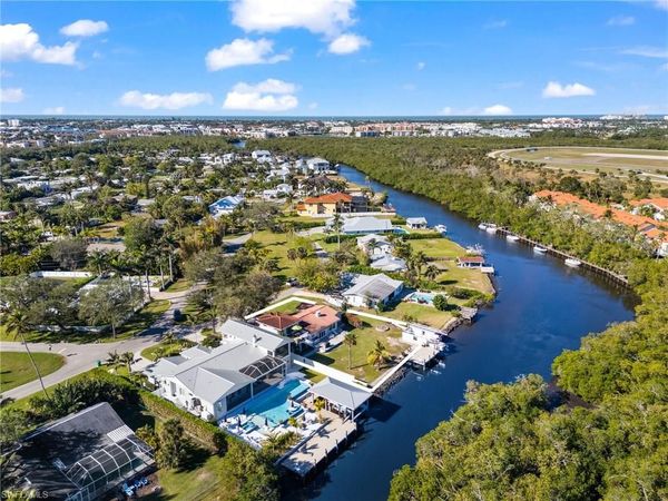 2295 Harbor RD, NAPLES, FL 34104