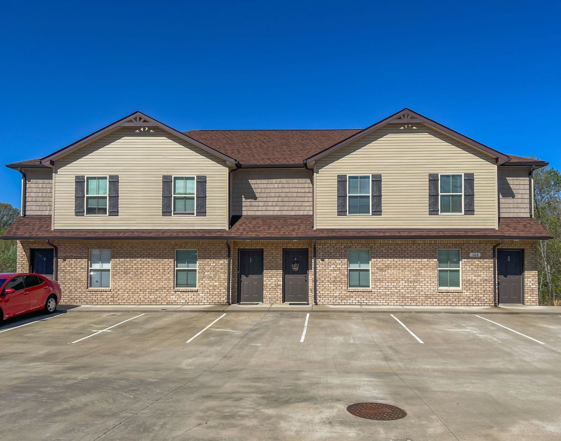 106 Smithson Ct, Unit D, Clarksville, TN 37040 Main Photo