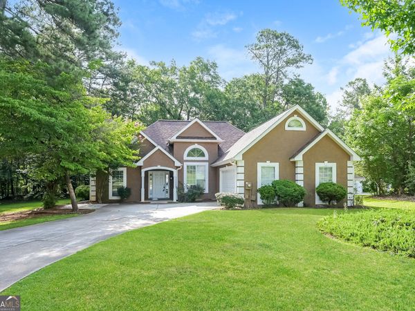 125 Whispering Pine Drive, Covington, GA 30016