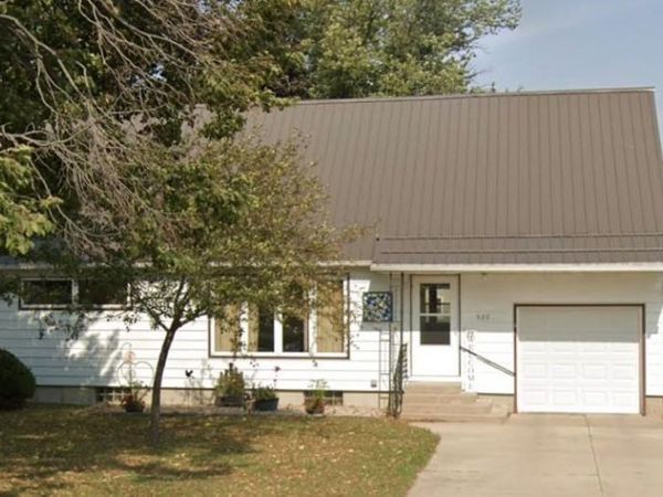 922 7th Street, Allison, IA 50602