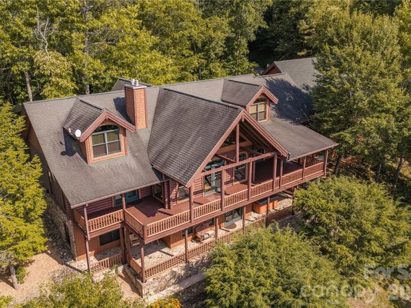 925 Appalachian Way, Bryson City, NC 28713