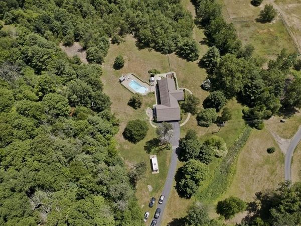 447 Loring Rd, Barre, MA 01005