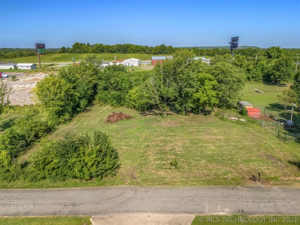 4021 S 30th Street West , Muskogee, OK 74401