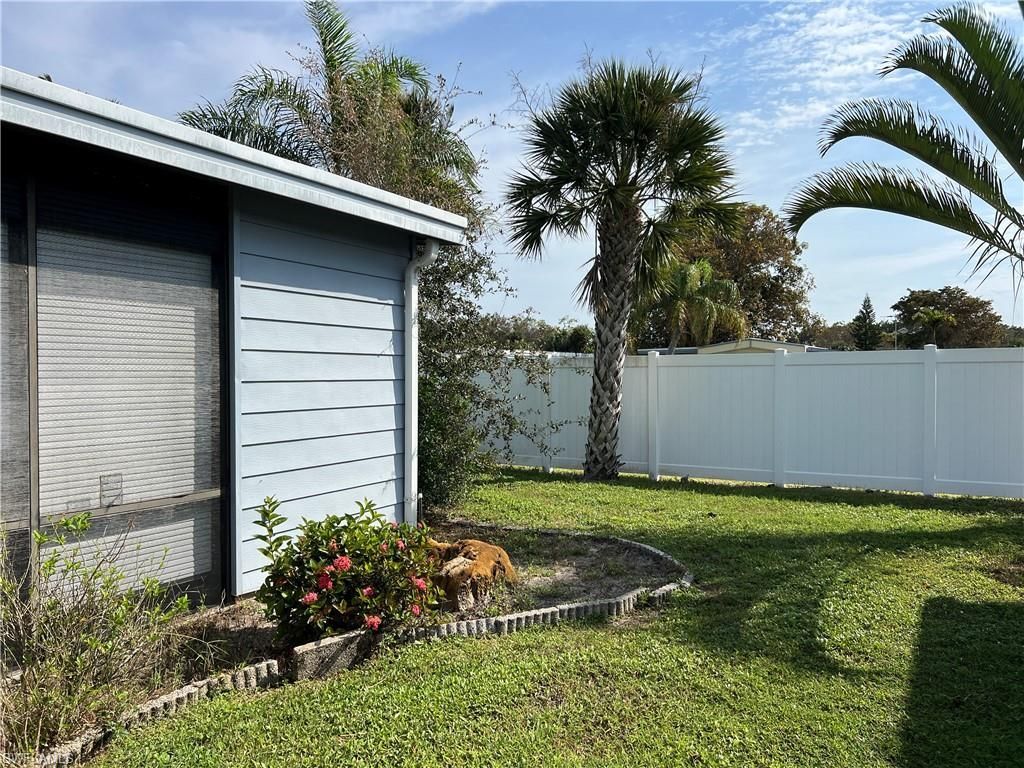 7 Oceans Blvd, Unit 7, Naples, FL 34104 Photo