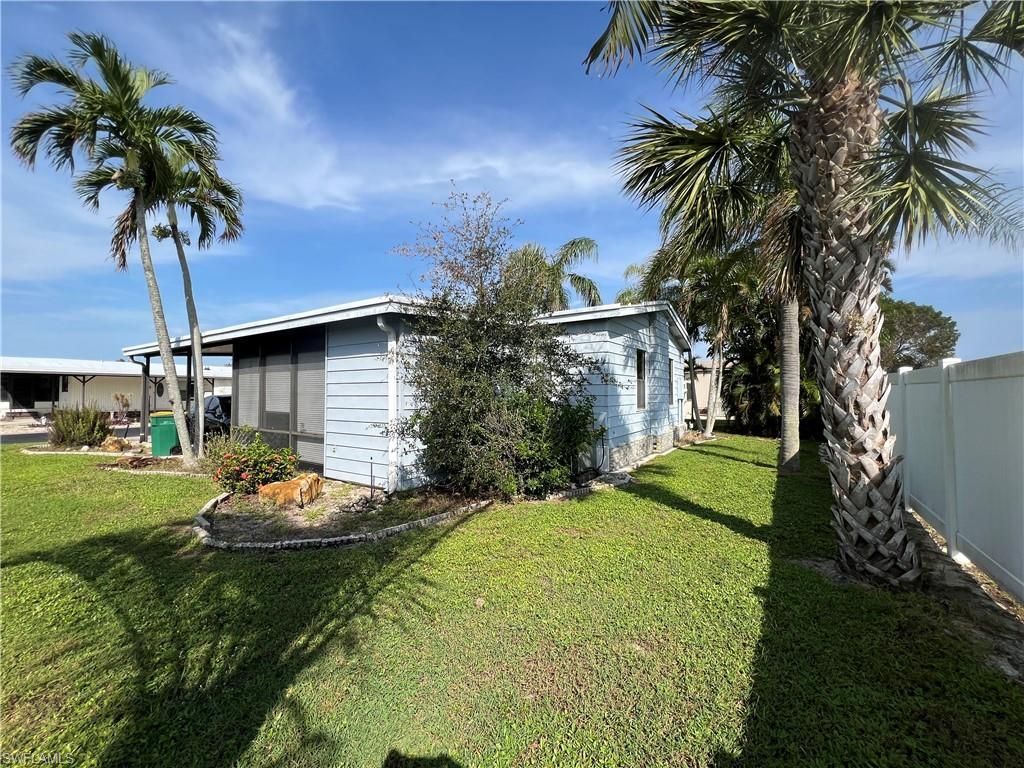 7 Oceans Blvd, Unit 7, Naples, FL 34104 Photo
