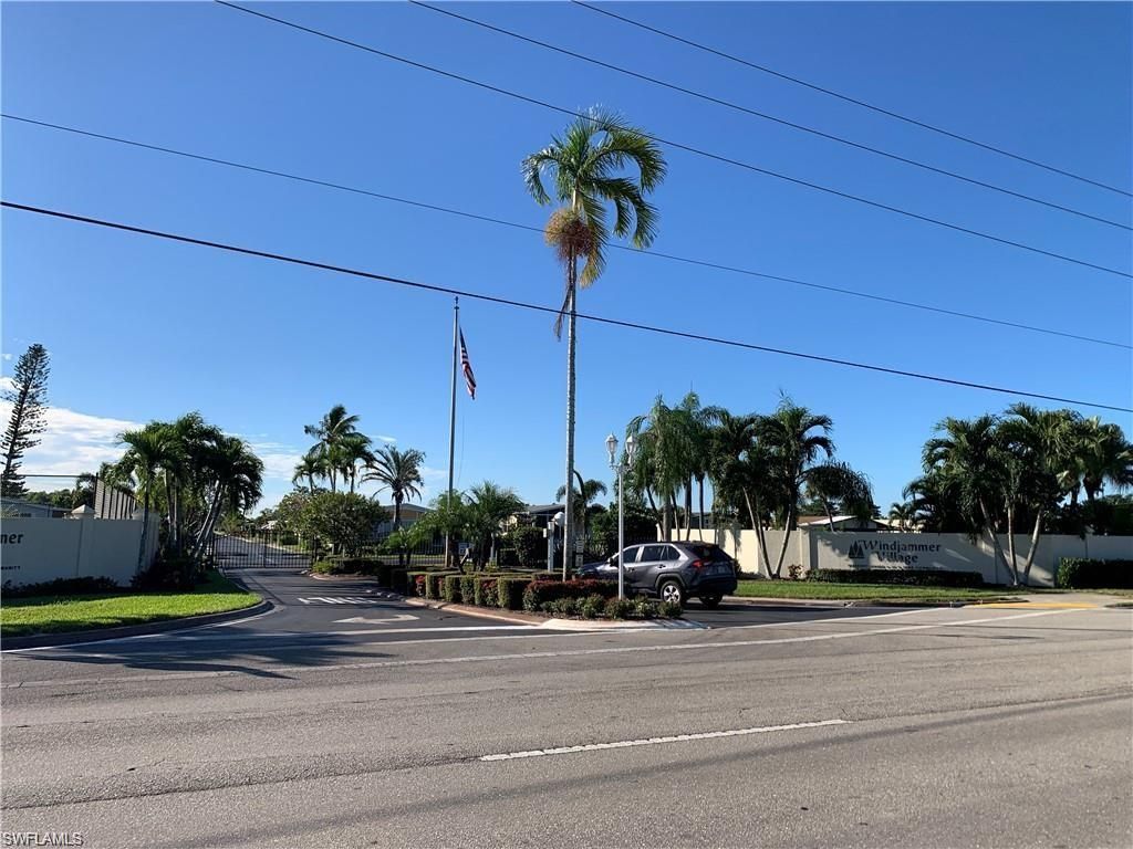 7 Oceans Blvd, Unit 7, Naples, FL 34104 Photo