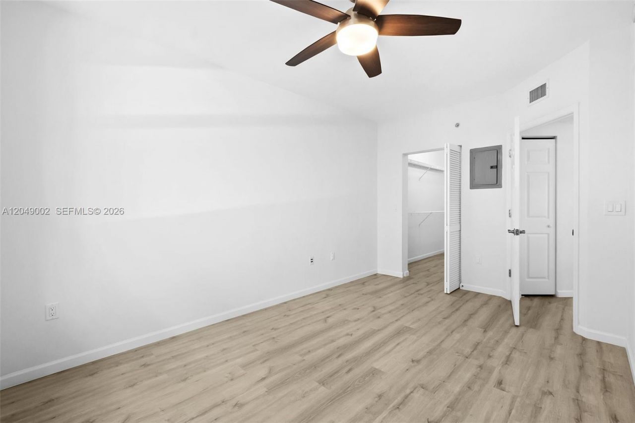 17145 N Bay Rd, Unit 4303, Sunny Isles Beach, FL 33160 Photo