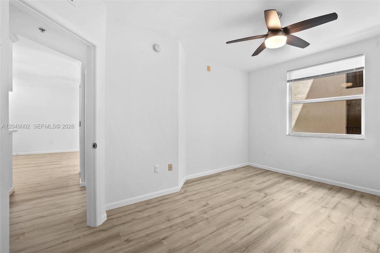 17145 N Bay Rd, Unit 4303, Sunny Isles Beach, FL 33160 Photo