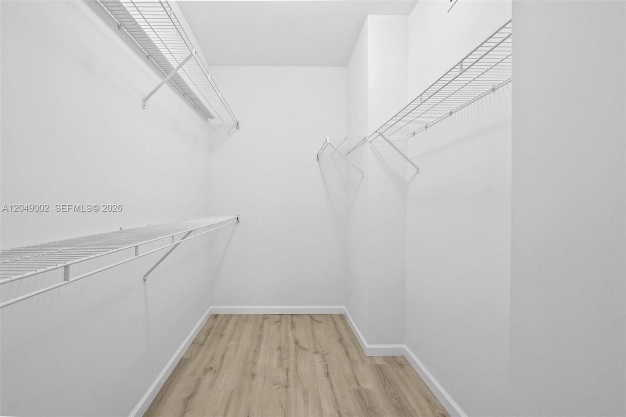 17145 N Bay Rd, Unit 4303, Sunny Isles Beach, FL 33160 Photo