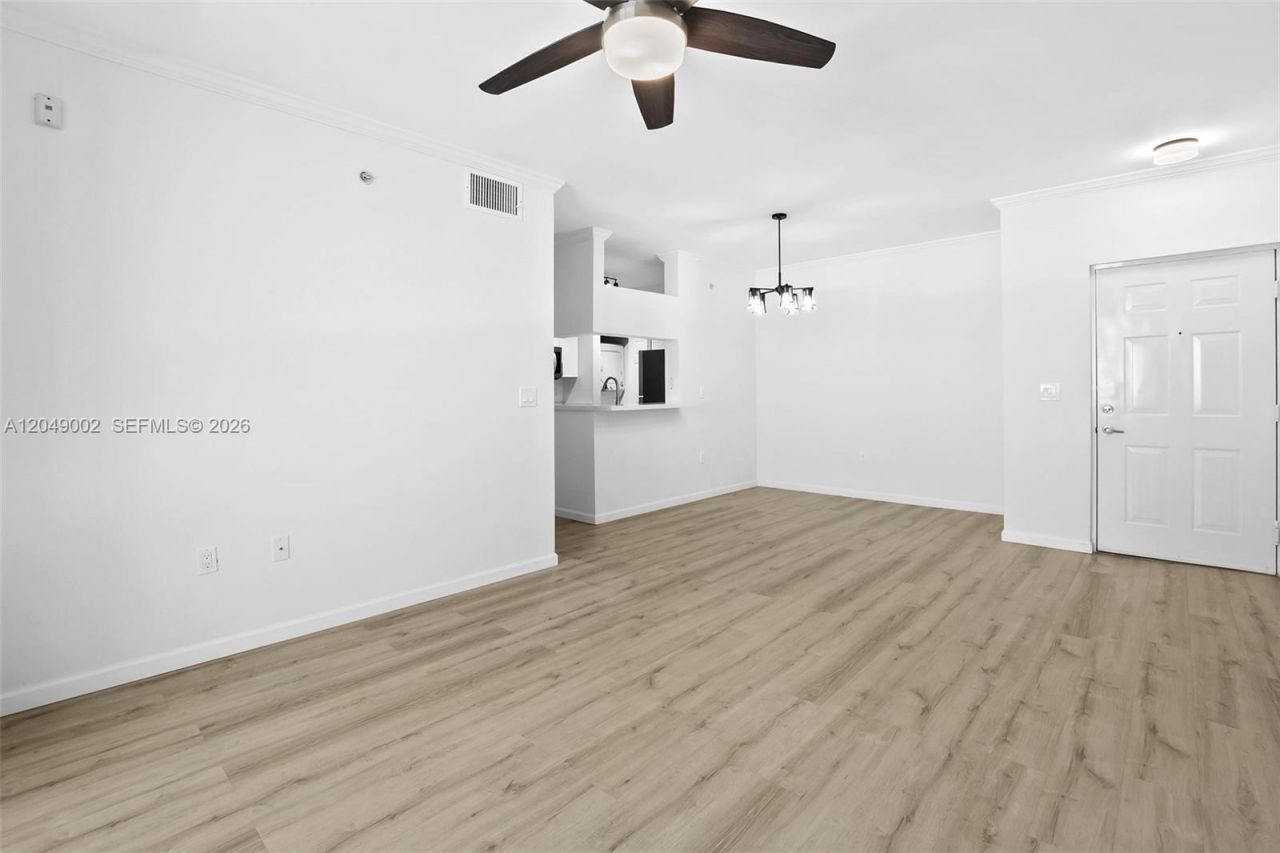 17145 N Bay Rd , Unit 4303, Sunny Isles Beach, FL 33160 Photo