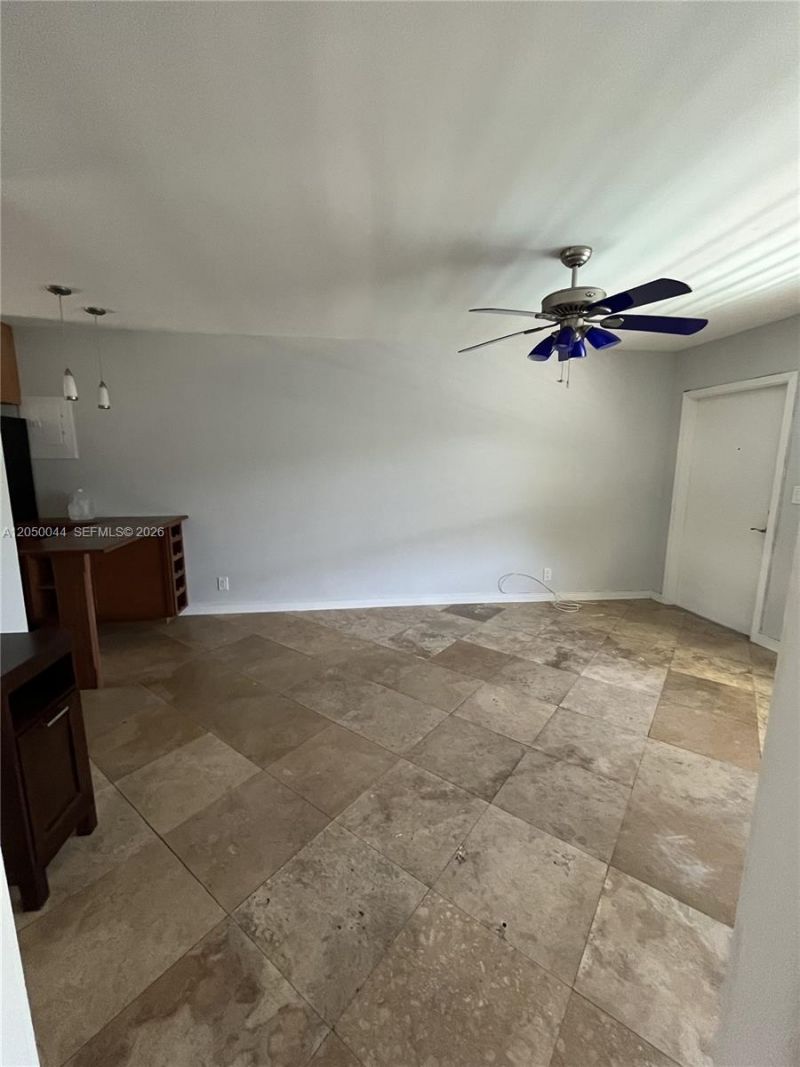 1000 SE 15th St , Unit 205, Fort Lauderdale, FL 33316 Photo