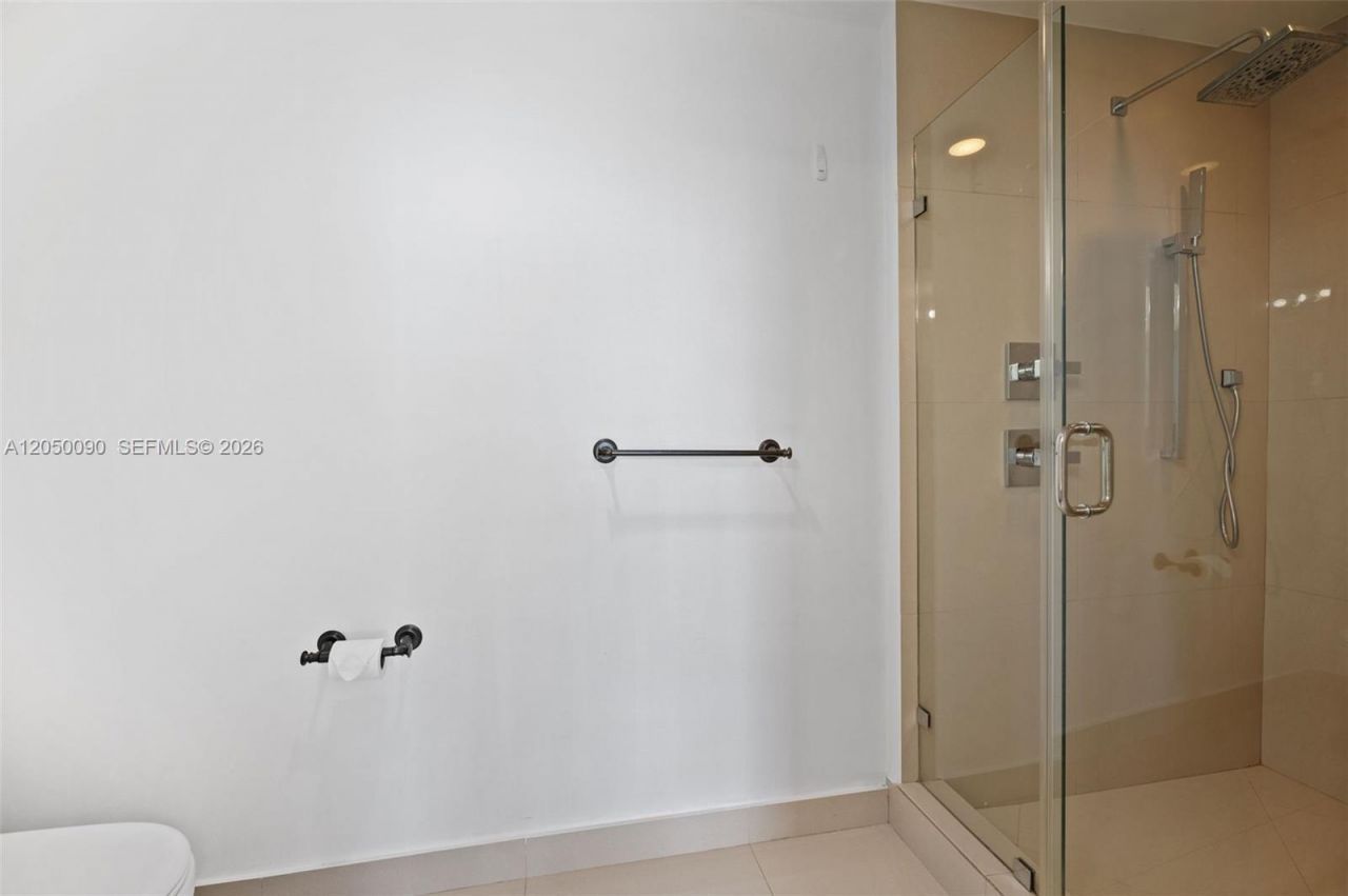600 NE 27th St , Unit 1402, Miami, FL 33137 Photo