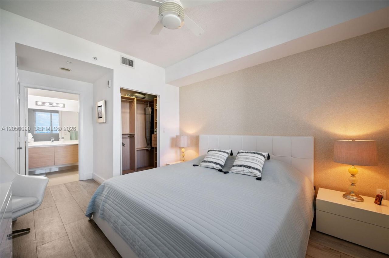 600 NE 27th St , Unit 1402, Miami, FL 33137 Photo