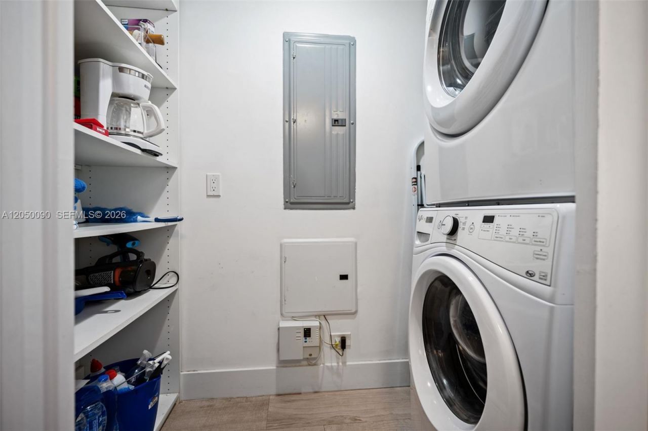600 NE 27th St , Unit 1402, Miami, FL 33137 Photo