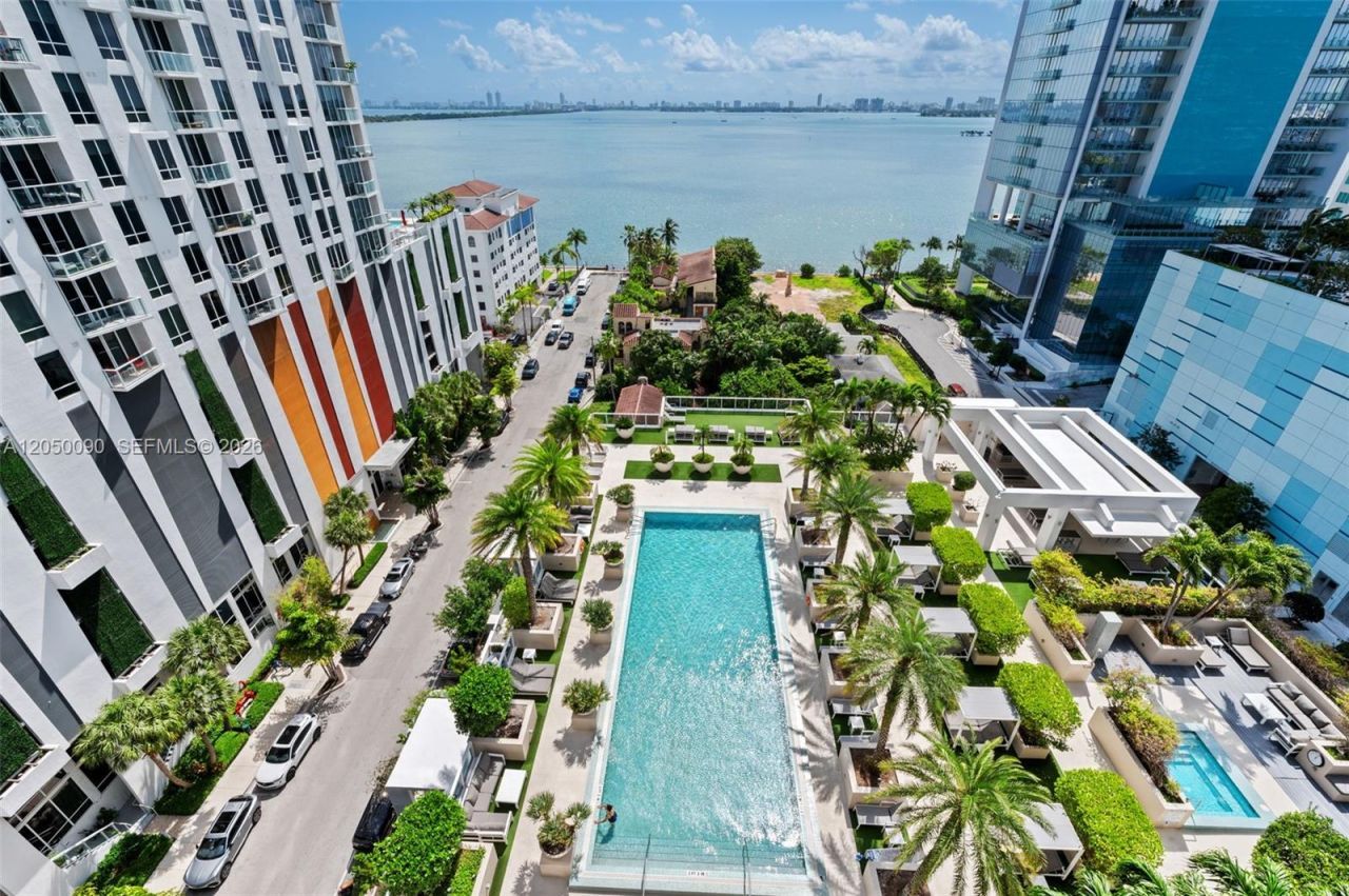 600 NE 27th St , Unit 1402, Miami, FL 33137 Photo