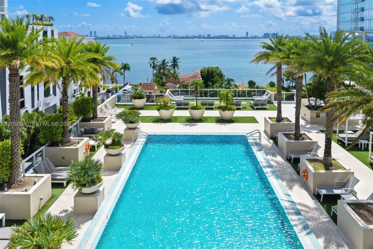 600 NE 27th St , Unit 1402, Miami, FL 33137 Photo