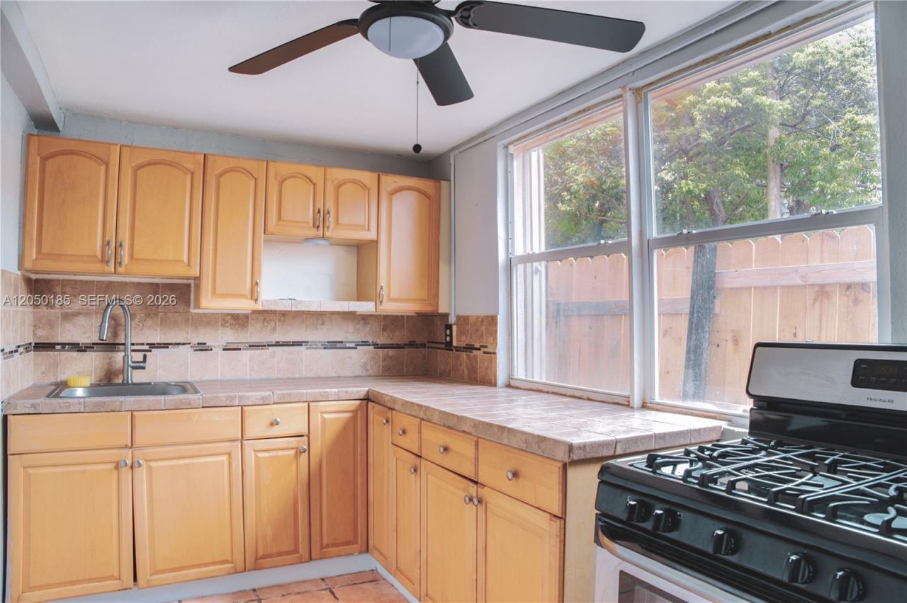 1624-1630 Jackson St , Hollywood, FL 33020 Photo