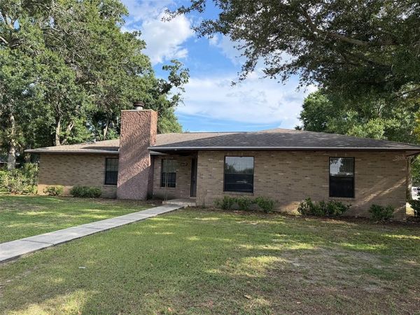 2417 ROSLYN LANE , LAKELAND, FL 33812