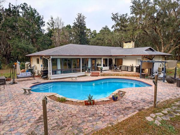 11795 SW HIGHWAY 484 , DUNNELLON, FL 34432