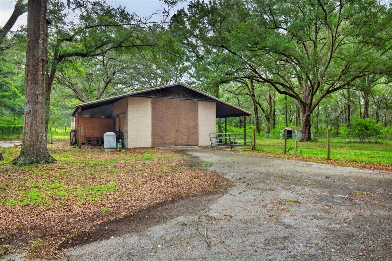 11795 SW Highway 484, Dunnellon, FL 34432 Photo