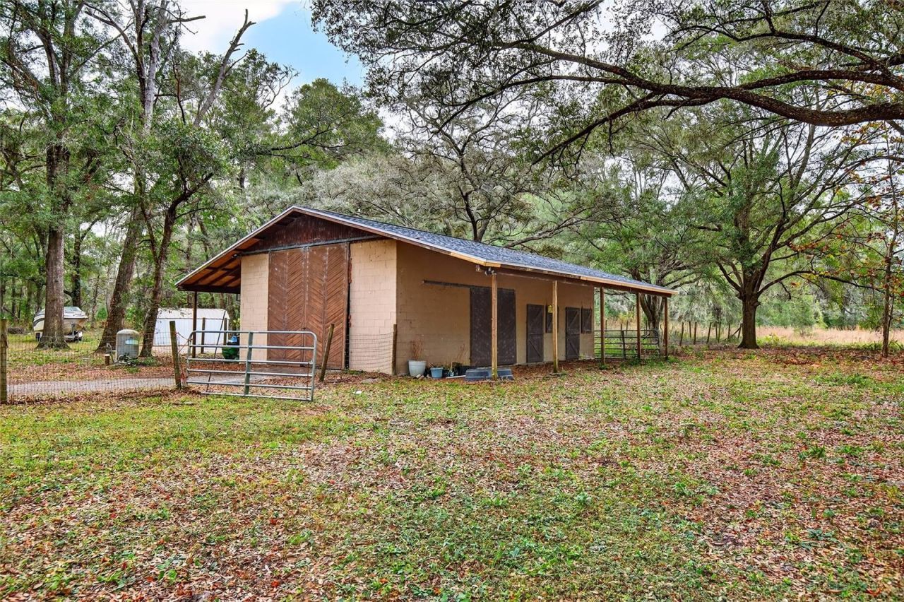 11795 SW Highway 484, Dunnellon, FL 34432 Photo