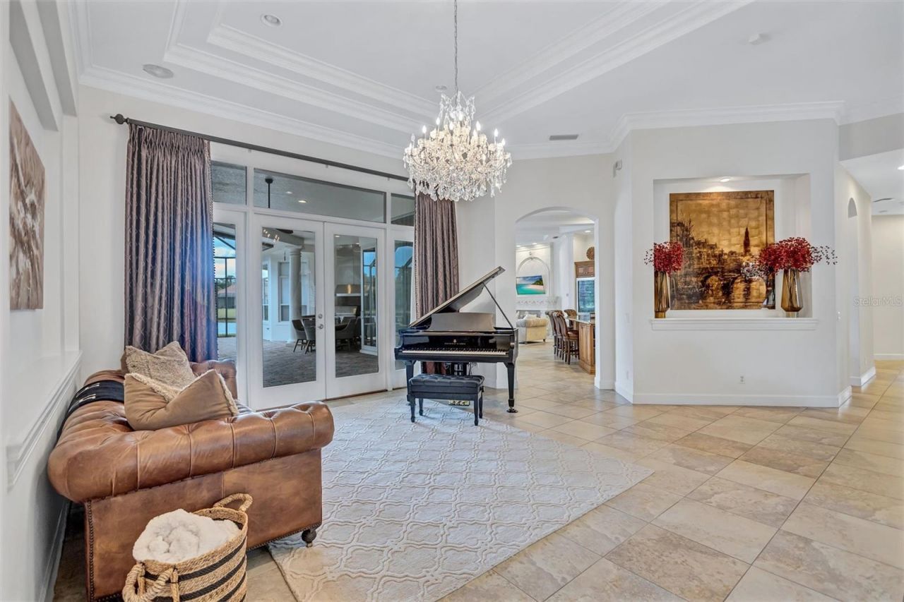 14742 Waterchase Boulevard, Tampa, FL 33626 Photo