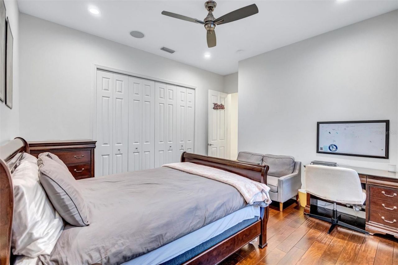 14742 Waterchase Boulevard, Tampa, FL 33626 Photo