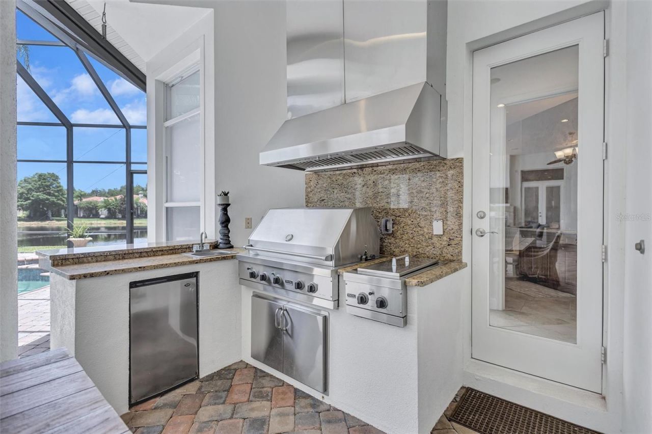 14742 Waterchase Boulevard, Tampa, FL 33626 Photo