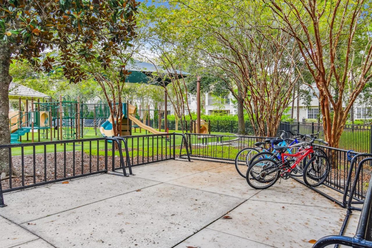 14742 Waterchase Boulevard, Tampa, FL 33626 Photo