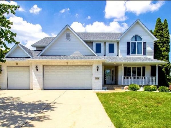 2228 Keene Drive, Schererville, IN 46375
