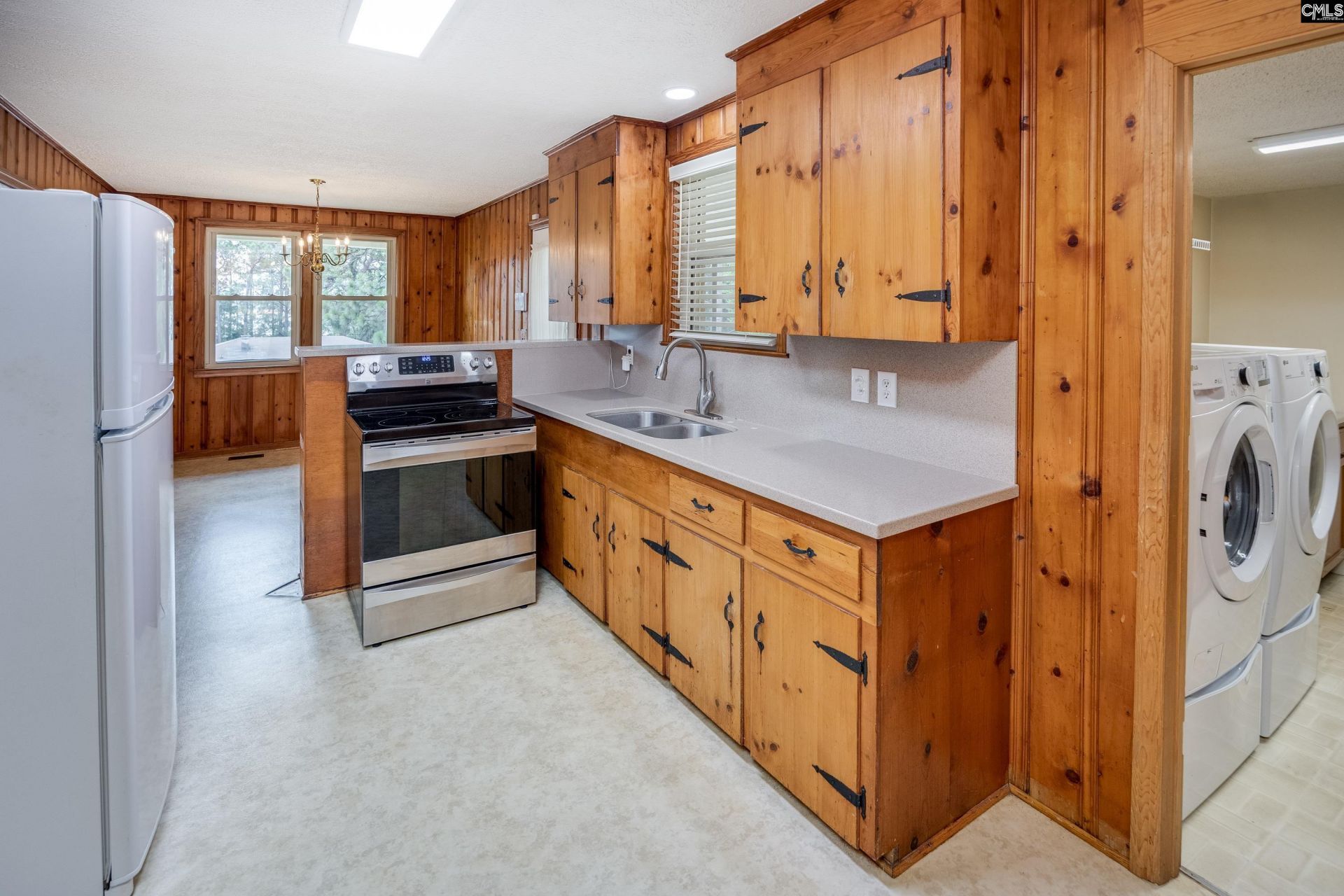 7527 Claudia Drive  Photo 16