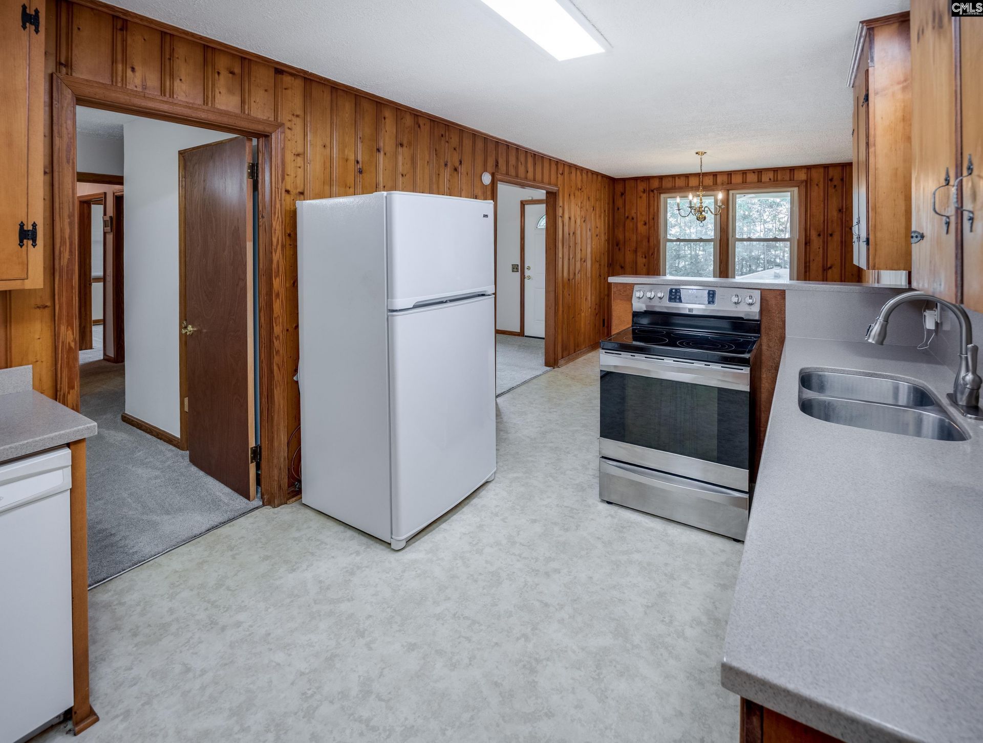 7527 Claudia Drive  Photo 17