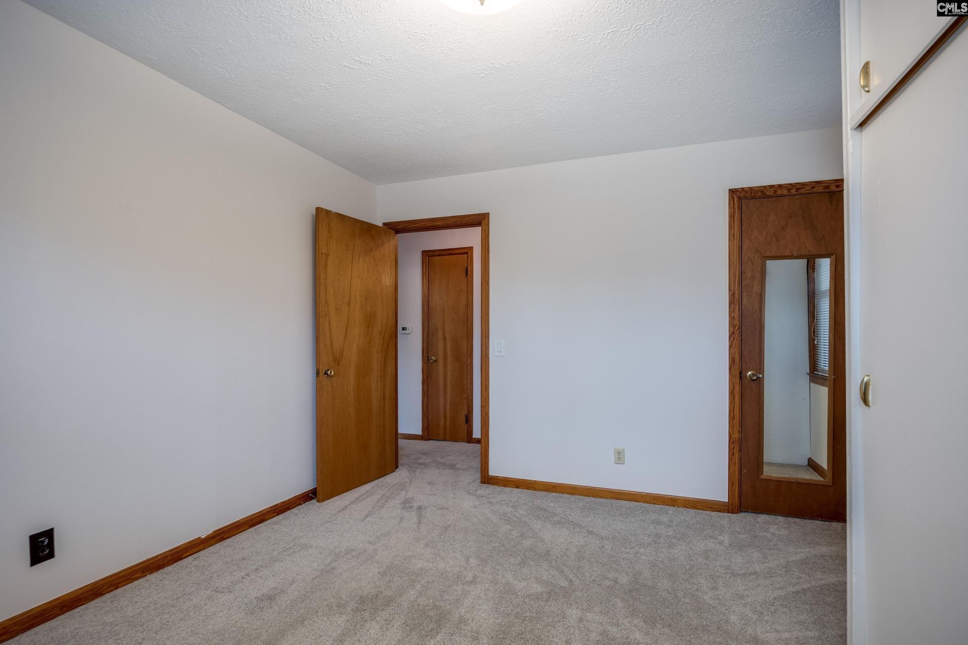 7527 Claudia Drive  Photo 25