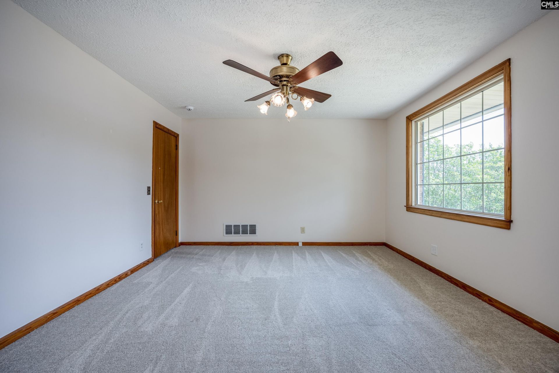 7527 Claudia Drive  Photo 7