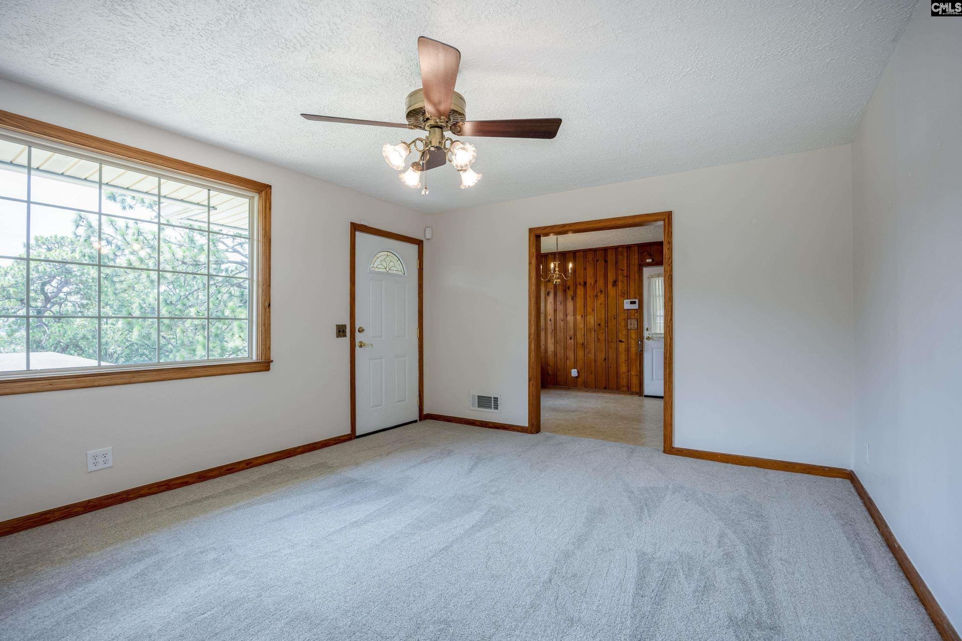 7527 Claudia Drive  Photo 9