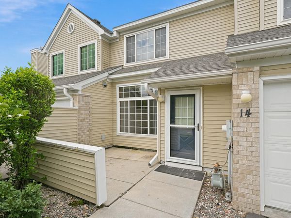 2255 Ranchview Lane N, Unit 14, Plymouth, MN 55447