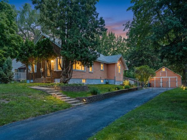 10901 Russell Avenue S, Bloomington, MN 55431