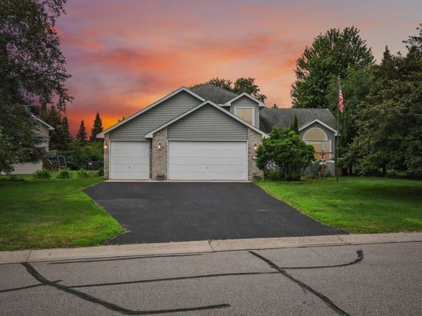 13820 Sycamore Street NW, Andover, MN 55304