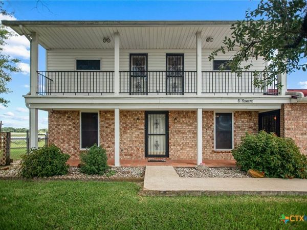605 State Highway 172 , Ganado, TX 77962