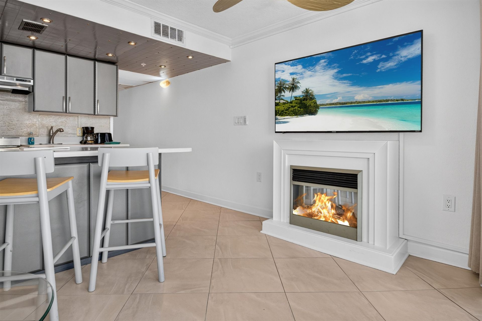 2310 N Ocean Blvd.  Photo 11